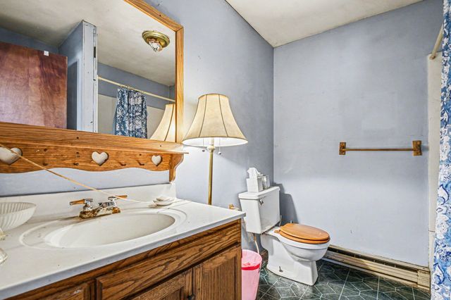 24962 Dewey Lake Street, Dowagiac, MI 49047
