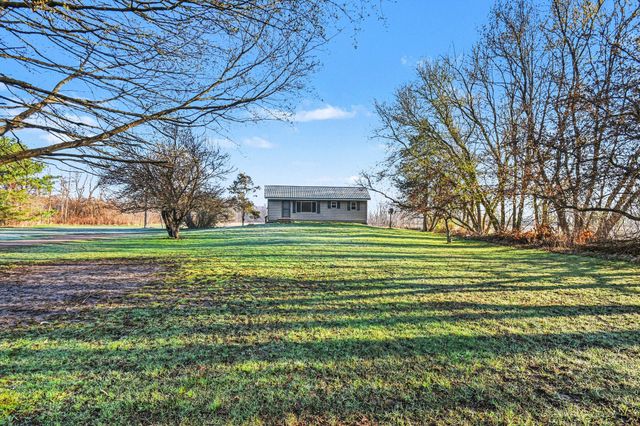 24962 Dewey Lake Street, Dowagiac, MI 49047