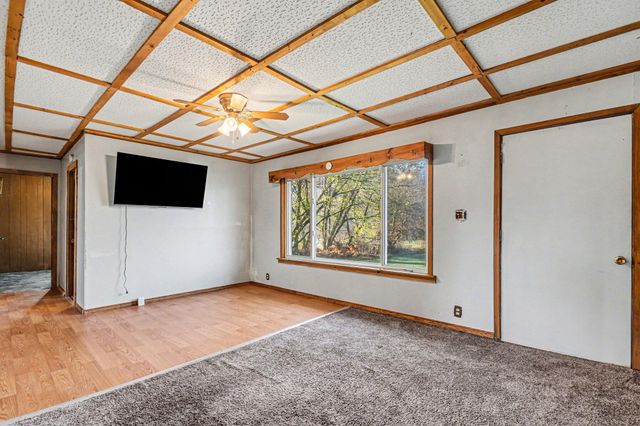 24962 Dewey Lake Street, Dowagiac, MI 49047