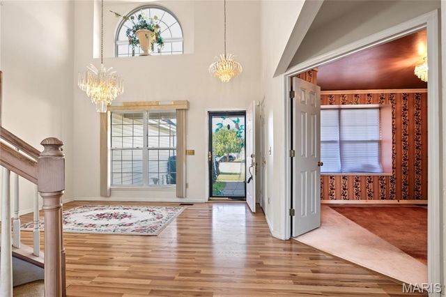 16309 Hampden Place, Florissant, MO 63034