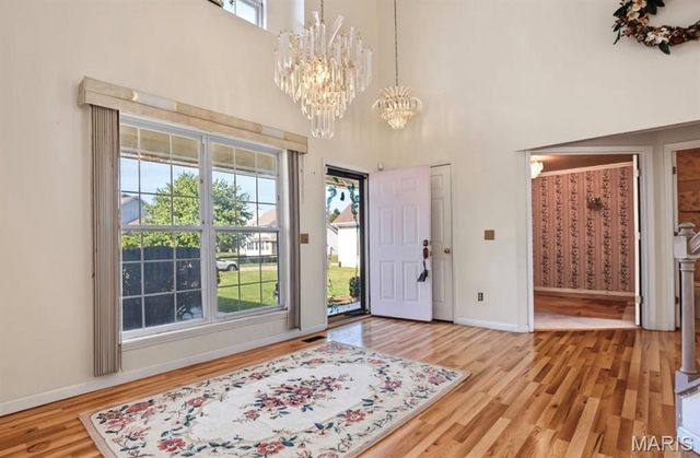 16309 Hampden Place, Florissant, MO 63034