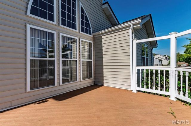 16309 Hampden Place, Florissant, MO 63034