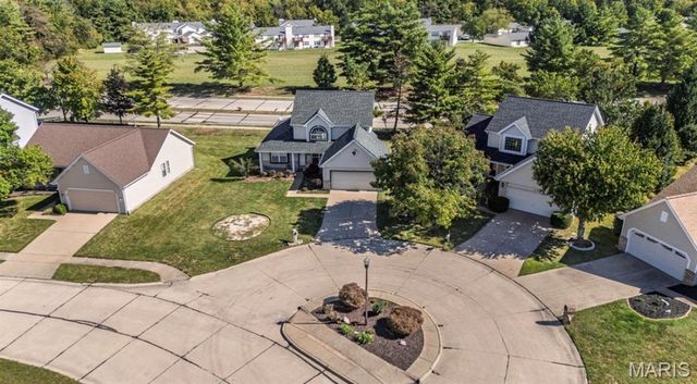 16309 Hampden Place, Florissant, MO 63034