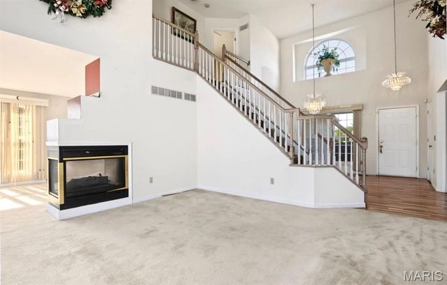 16309 Hampden Place, Florissant, MO 63034