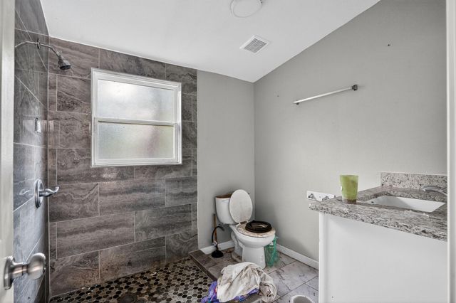 9621 Dogwood Lane, Houston, TX 77365