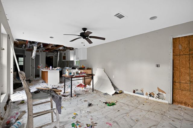 9621 Dogwood Lane, Houston, TX 77365