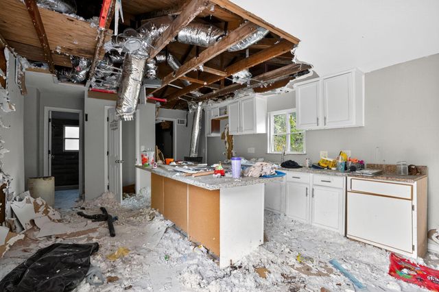 9621 Dogwood Lane, Houston, TX 77365