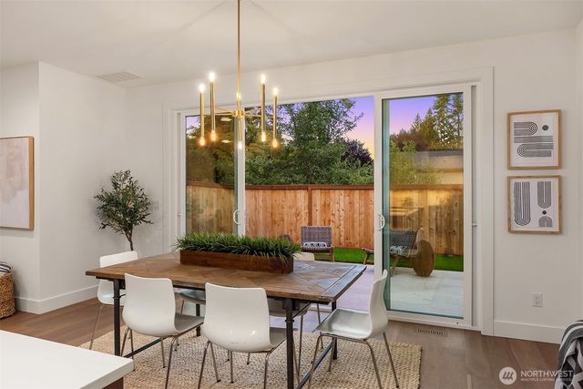 13662 NE 101st Street, Kirkland, WA 98033