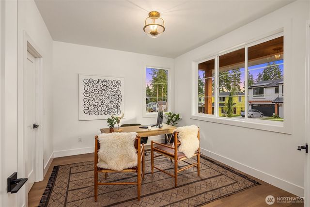 13662 NE 101st Street, Kirkland, WA 98033