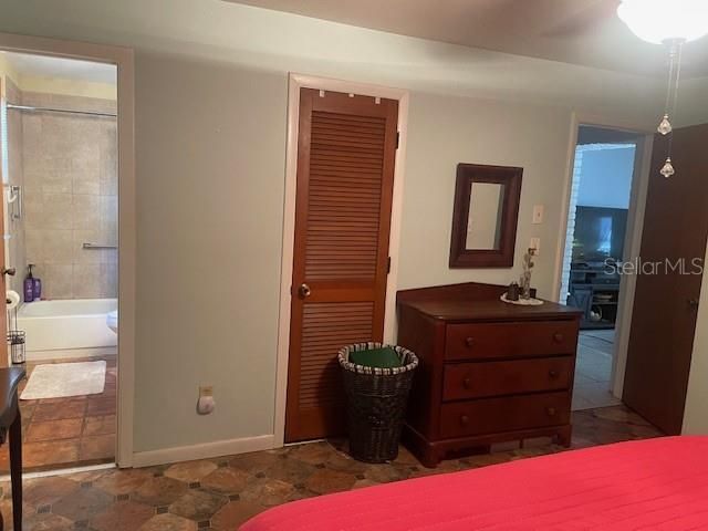 7935 49TH AVENUE N, St Petersburg, FL 33709