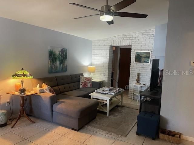 7935 49TH AVENUE N, St Petersburg, FL 33709