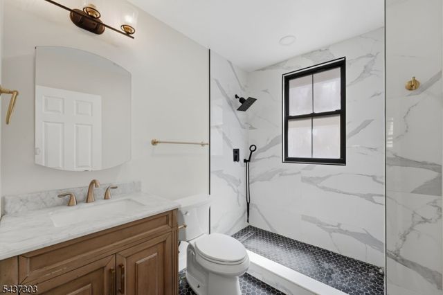 851 Garden St, Elizabeth City, NJ 07202