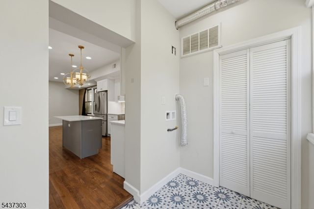 851 Garden St, Elizabeth City, NJ 07202
