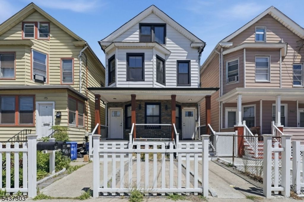 851 Garden St, Elizabeth City, NJ 07202