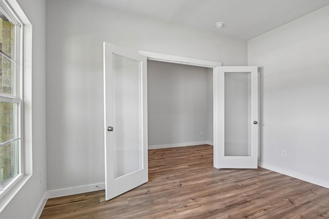 445 Suffolk Drive, Ferris, TX 75125