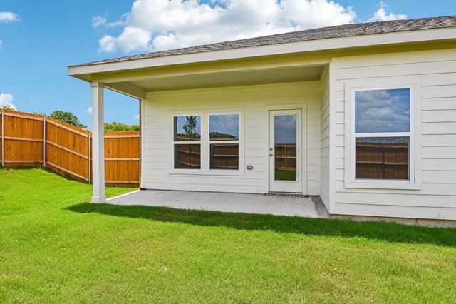 445 Suffolk Drive, Ferris, TX 75125