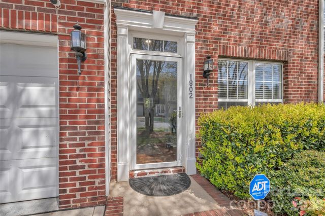 1802 Robinwood Village Drive, Gastonia, NC 28054