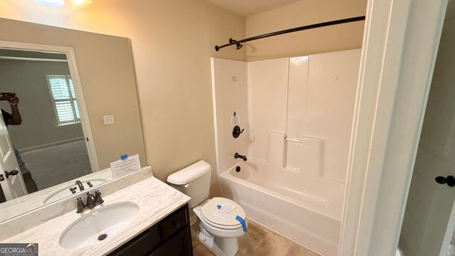 1197 Creek Crossing Drive, Mcdonough, GA 30252