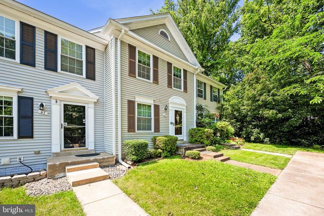 49 HUNTLEY CT, Sterling, VA 20165