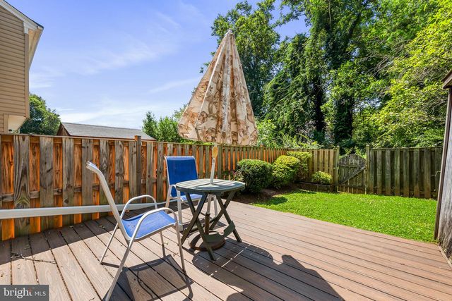 49 HUNTLEY CT, Sterling, VA 20165