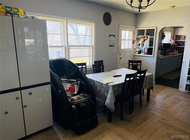 33-35 Brookhaven Drive, Cheektowaga, NY 14225