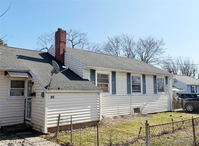33-35 Brookhaven Drive, Cheektowaga, NY 14225