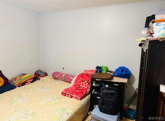 33-35 Brookhaven Drive, Cheektowaga, NY 14225