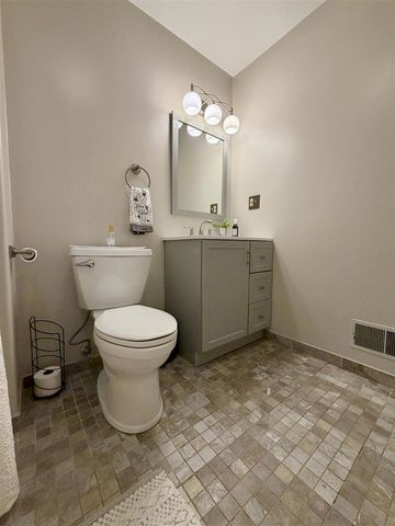 119 Kings Court, Battle Creek, MI 49015