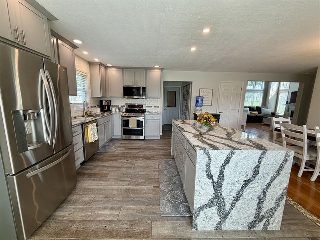 119 Kings Court, Battle Creek, MI 49015