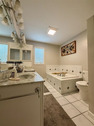 119 Kings Court, Battle Creek, MI 49015