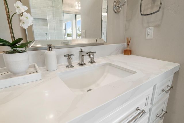 16641 Sonora Rd, Oakdale, CA 95361