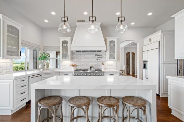 16641 Sonora Rd, Oakdale, CA 95361