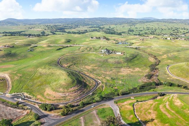 16641 Sonora Rd, Oakdale, CA 95361