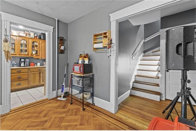 58 Oakley Road, Woonsocket, RI 02895