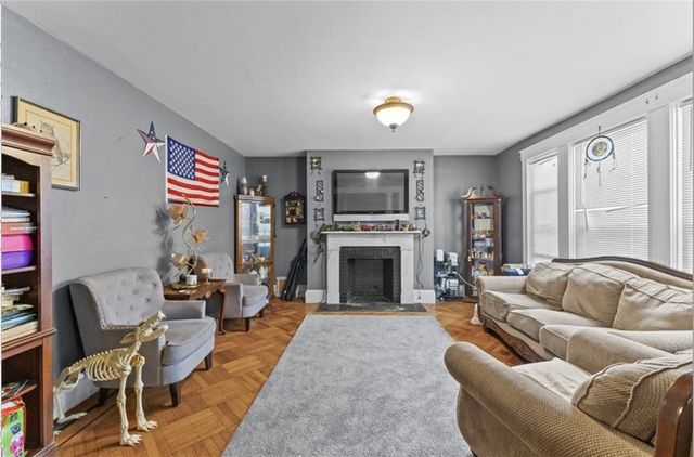 58 Oakley Road, Woonsocket, RI 02895