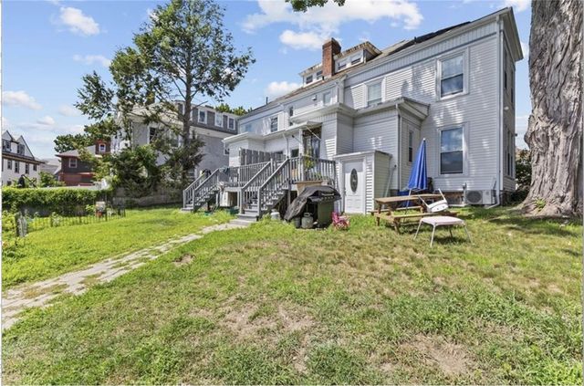 58 Oakley Road, Woonsocket, RI 02895