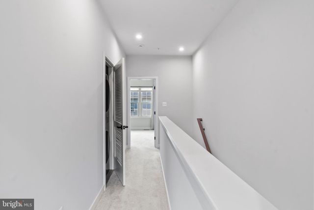 9826 POSTERITY LN, Montgomery Village, MD 20886