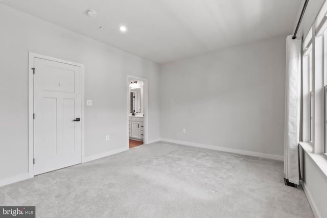 9826 POSTERITY LN, Montgomery Village, MD 20886