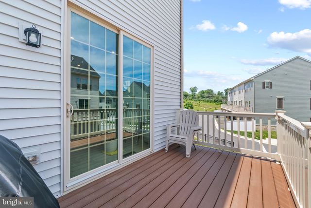 9826 POSTERITY LN, Montgomery Village, MD 20886