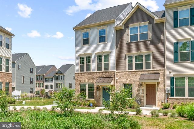 9826 POSTERITY LN, Montgomery Village, MD 20886