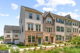9826 POSTERITY LN, Montgomery Village, MD 20886
