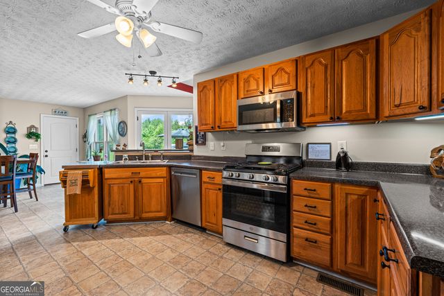133 Mountain Brook Road, Hogansville, GA 30230