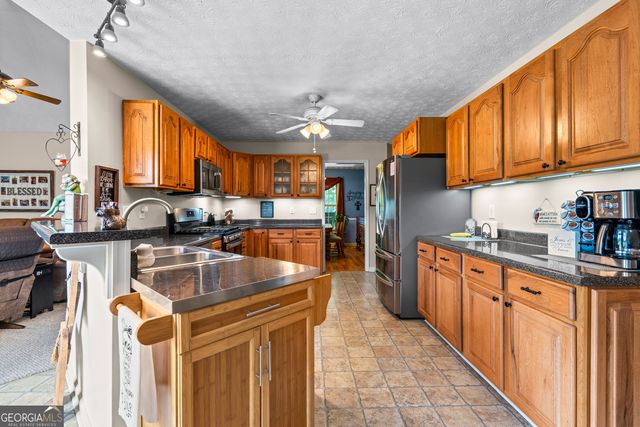 133 Mountain Brook Road, Hogansville, GA 30230