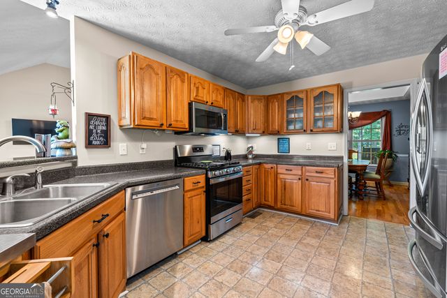 133 Mountain Brook Road, Hogansville, GA 30230