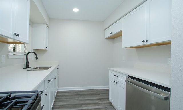 11058 Vailview Drive, Houston, TX 77016