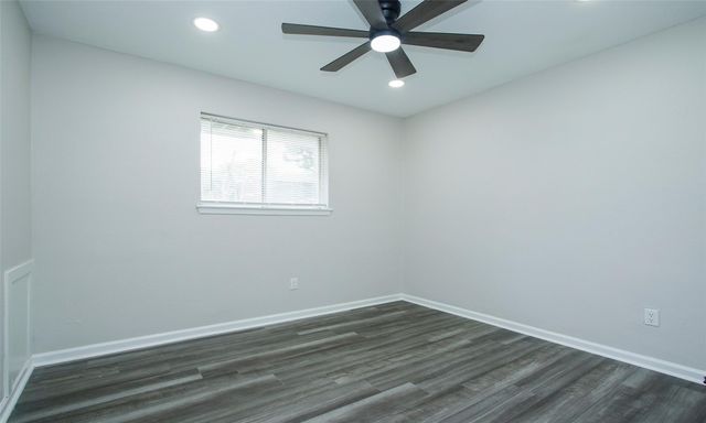 11058 Vailview Drive, Houston, TX 77016
