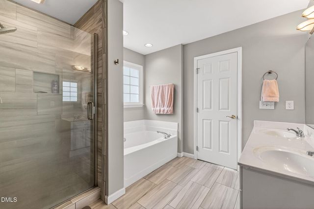 1711 Kelly Glen Drive, Apex, NC 27502