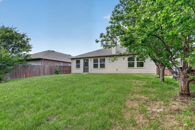 3220 Brixton Drive, Fort Worth, TX 76137