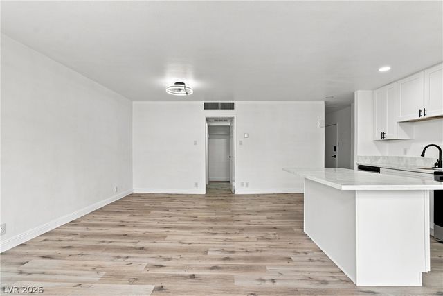 3111 Bel Air Drive 218, Las Vegas, NV 89109