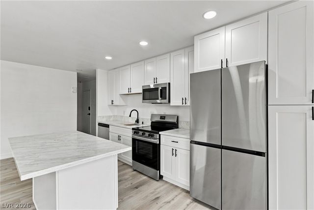 3111 Bel Air Drive 218, Las Vegas, NV 89109